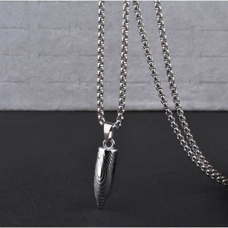 KALUNG TITANIUM PRIA BANDUL PELURU SILVER KEREN