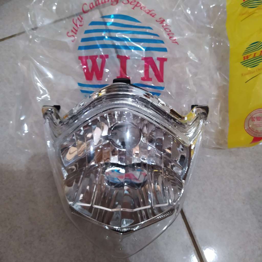 Reflektor Lampu Depan Headlamp Yamaha Vixion old 2010 2011 2012 Merk WIN