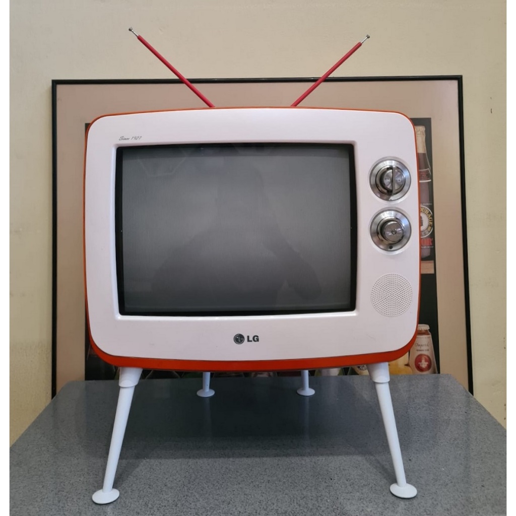 Televisi/TV Tabung CRT LG Retro Classic Serie 1 Type 14SR1AB - Vintage dan Antik
