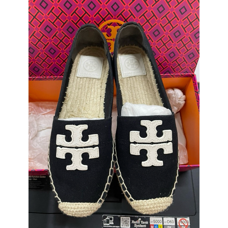 Sepatu Canvas/Calf Leather Tory Burch Black-White size 6 (insole kurleb 22cm)