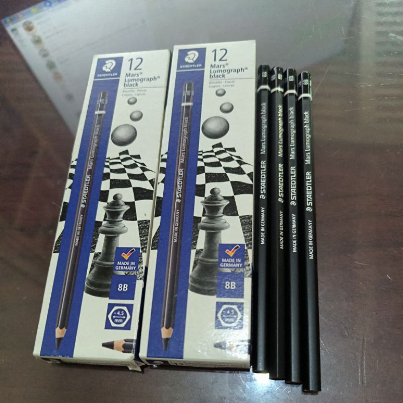 

Pensil 8B Staedler made in Germany