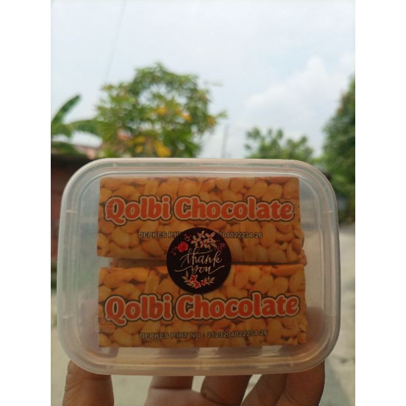 

COKLAT QOLBI PERKOTAK ISI 10 PCS