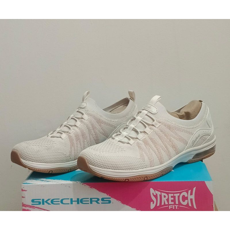 Skechers Arch Fit Comfy Women's Shoes - Natural
