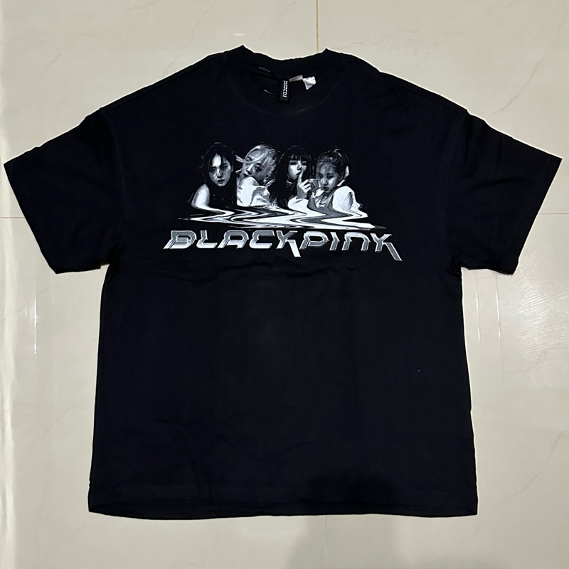 preloved kaos t-shirt blackpink h&*m original hitam