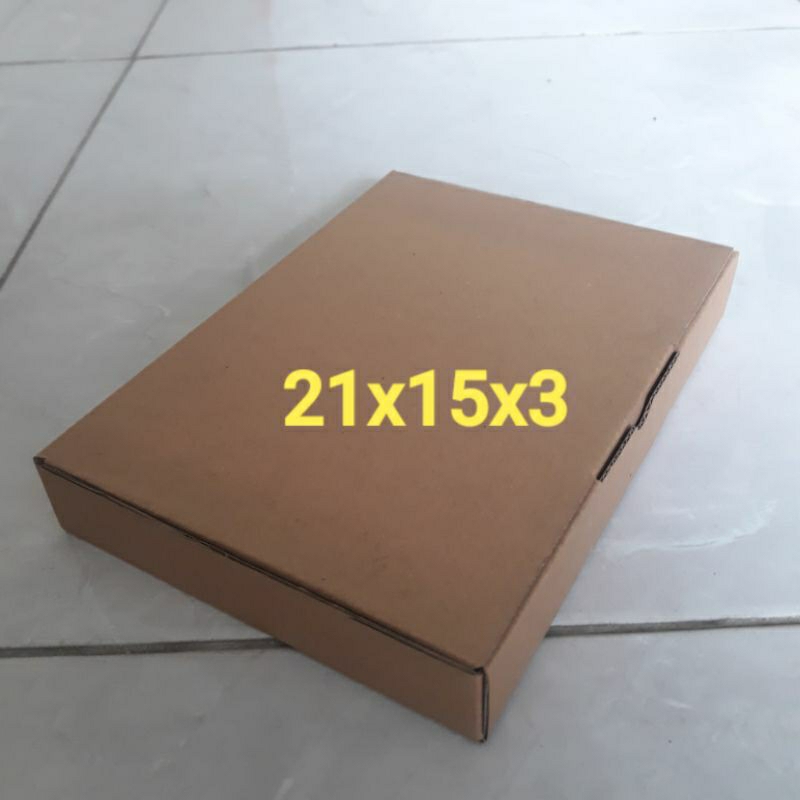 

Kardus/karton Ukuran 21x15x3 cm Die cut