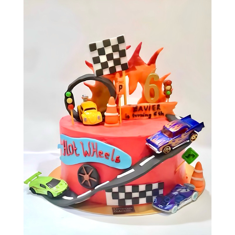 

HOTWEELS 3D FONDANT CUSTOM CAKE