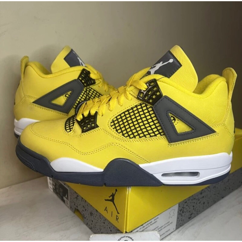 AIR JORDAN 4 Retro ‘Lightning’