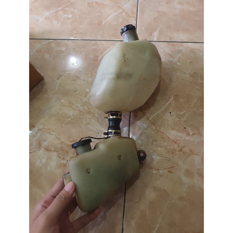 BOX ATAU TEMPAT OLI SAMPING SUZUKI RC 80 100 SPIRIT DK BRAVO