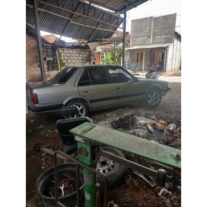 sperpart mobil Mazda 626 GLX tahun 86