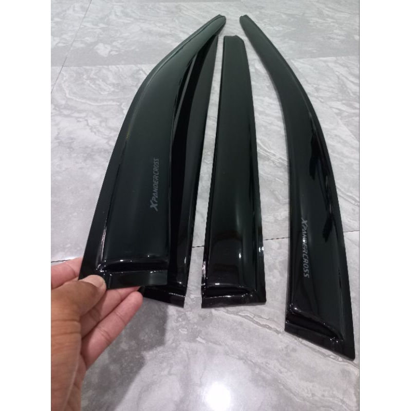 Talang air mobil xpander cross