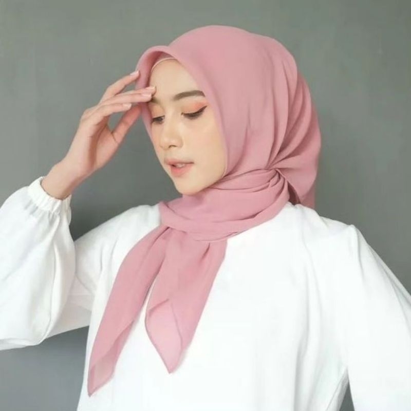 Bella Square || Kerudung Segiempat || Pollycotton
