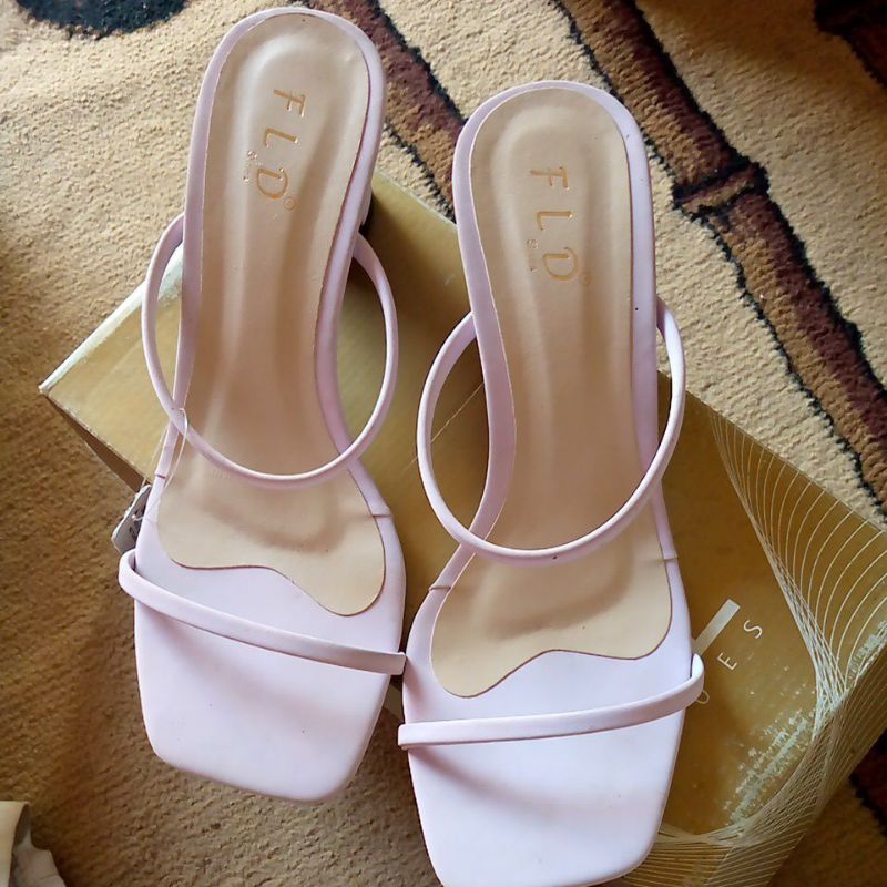 Heels FLD Size 39