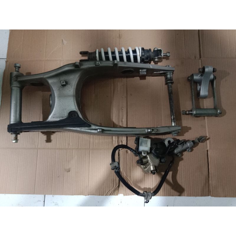 Swing Arm sub Lengan Ayun Supit SET shockbreker Honda All New CBR 250RR baby rr Led Asli Ori Origina