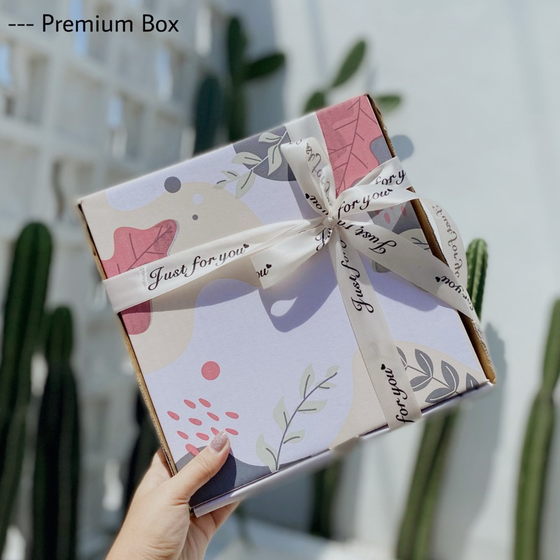 

GIFT 5 ( PREMIUM GIFT BOX ) kado pernikahan / kado ulang tahun / kado wisuda dll