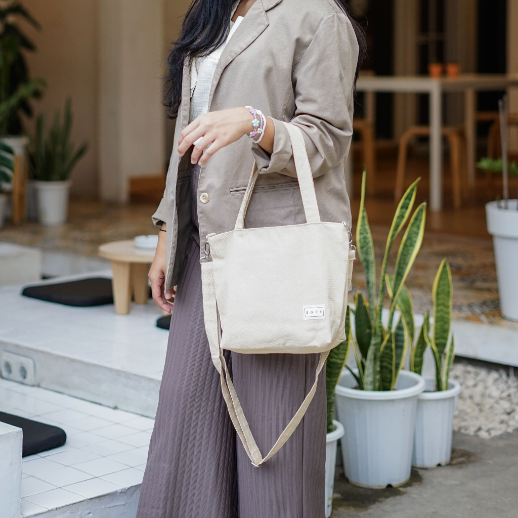 Claire Canvas Sling Bag - Sacc Officials