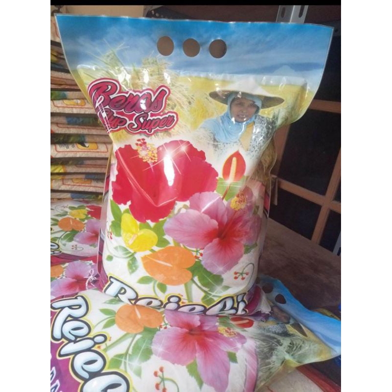 

Beras Pulen medium super 5 Liter full