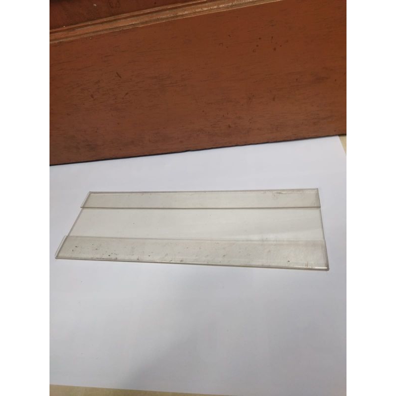 

akrilik papan nama tempel/gantung uk 24 x 10 cm tebal 2 mm
