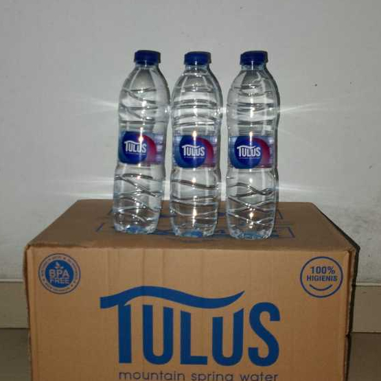 

Air Mineral TULUS Botol 600ml 1 Dus (isi 24pcs)