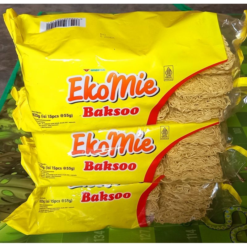 

Mie Telor Ekomie Bakso