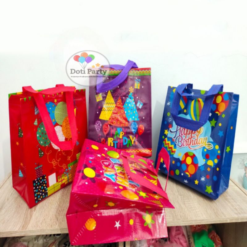 

Tas Souvernir Ulang Tahun / Goodie Bag Motif Happy Birthday - S
