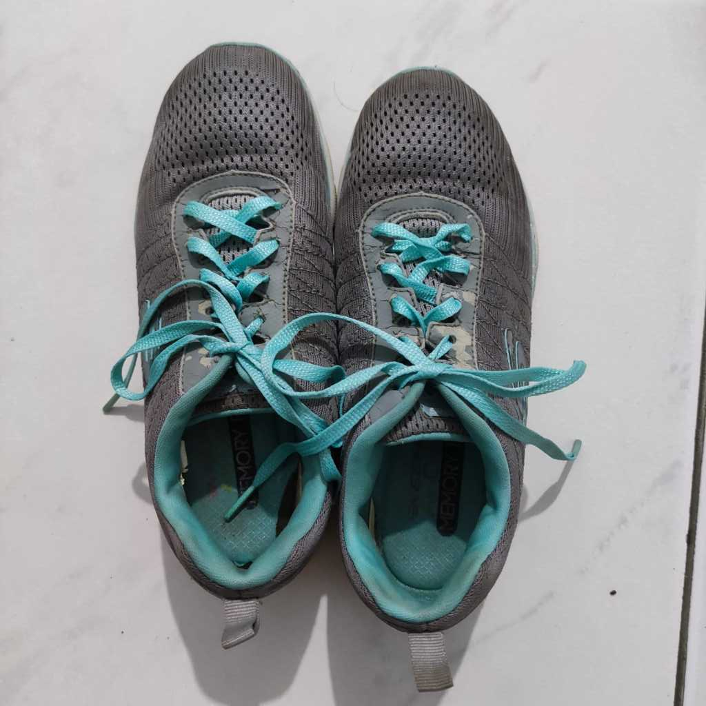 [PRELOVED] Sepatu Wanita Skechers | Sepatu Sport Wanita | Sepatu Putih Wanita | Sneakers Wanita