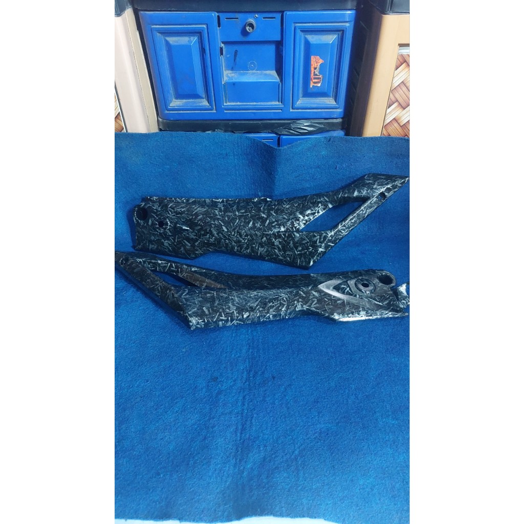 COVER TUTUP BOX AKI SAMPING SAMBUNGAN BODY SAMPING NINJA RR NEW KARBON FORGED