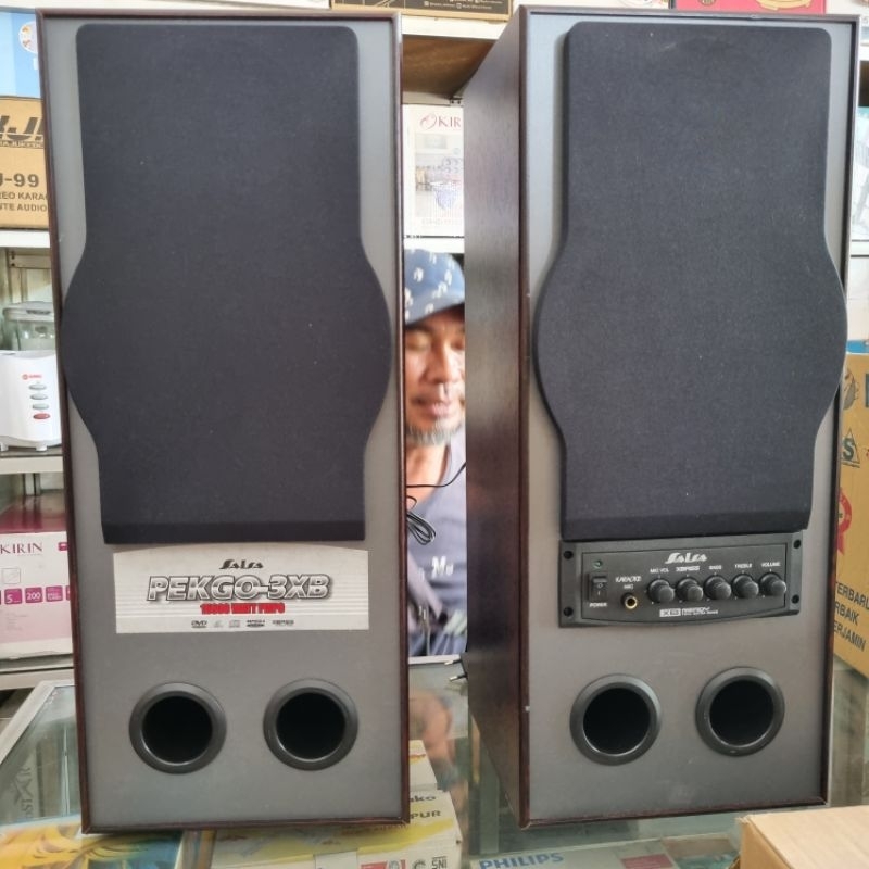 ACTIVE SPEAKER AKTIF SALSA PEKGO 3XB HIGH POWER AMPLIFIER MICROPHONE KARAOKE INPUT WOOFER XBASS AWET