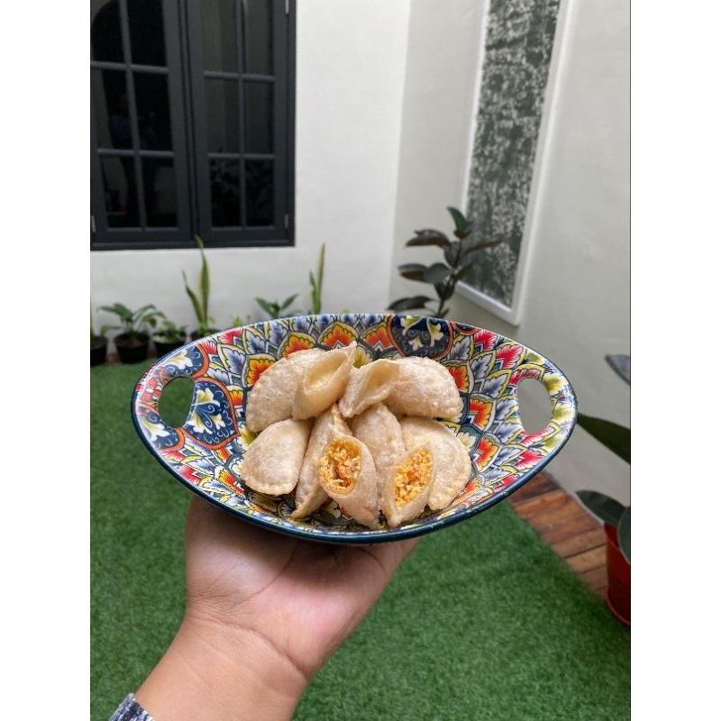 

Cireng Isi Frozen Isian Ayam / Keju / Mellted