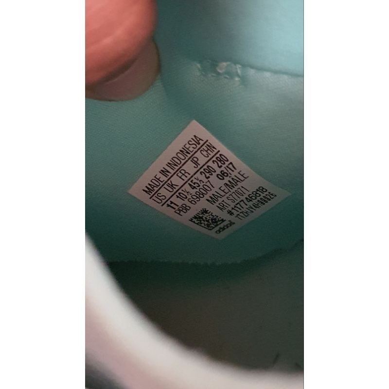 Sepatu Sepak Bola Adidas Ace 17.3 Football Shoes