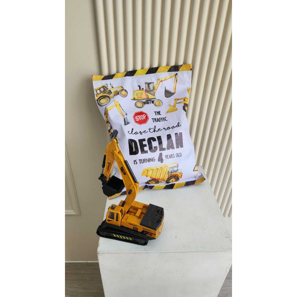 

LE REVE Giant Snack Hampers | Hamper Ultah Anak Kids Birthday Hampers Souvenir