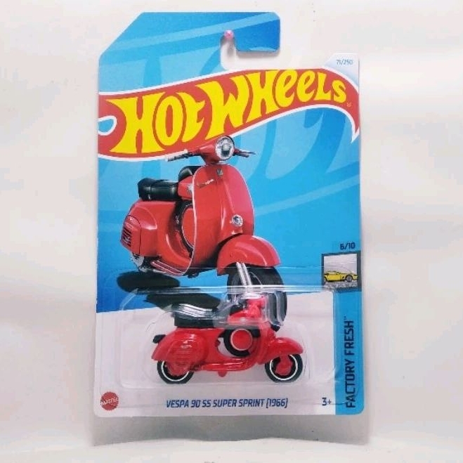 Hot Wheels diecast Hotwheels Vespa 90 SS Super Sprint merah