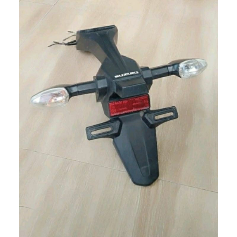 spakbor slebor spatbor belakang Suzuki GSX 150R original