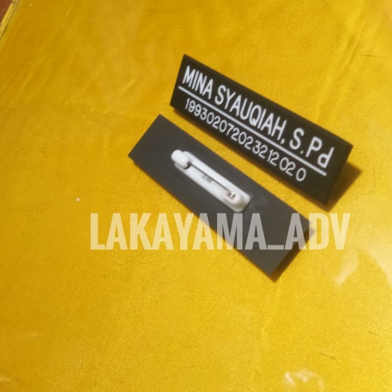 

name teg grafir full doff peniti / magnet