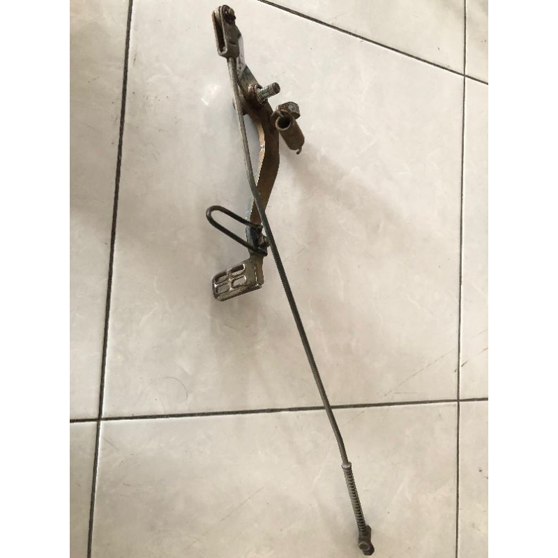 Injekan tuas rem belakang yamaha byson fi ori