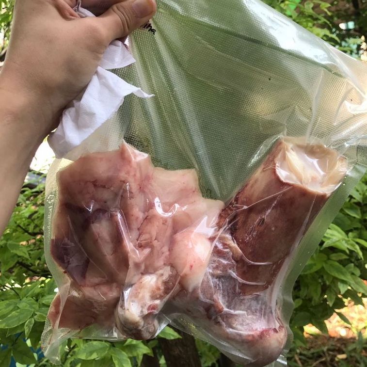 

TULANG SUMSUM SAPI KUAH BAKSO