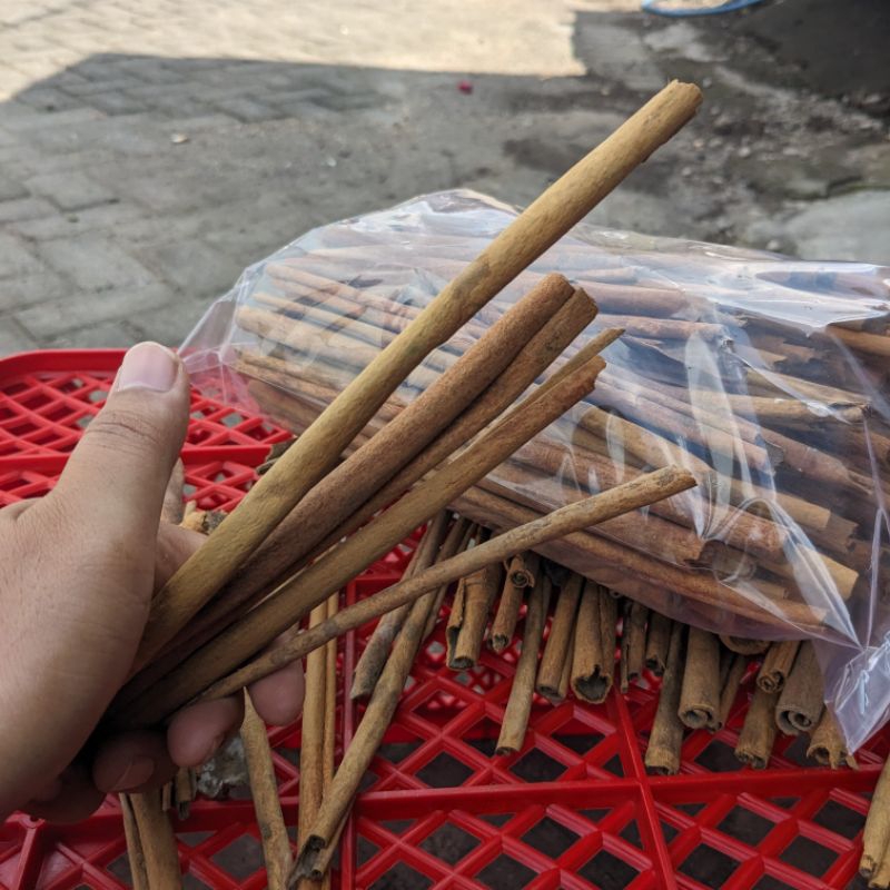 

Kayu Manis Stick 100 Gram Kering Berkualitas & Murah