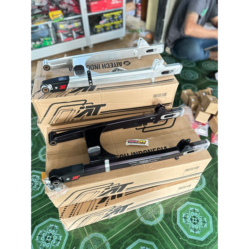 swing arm AITECH tiger original silver dan putih silver arm lengan ayun