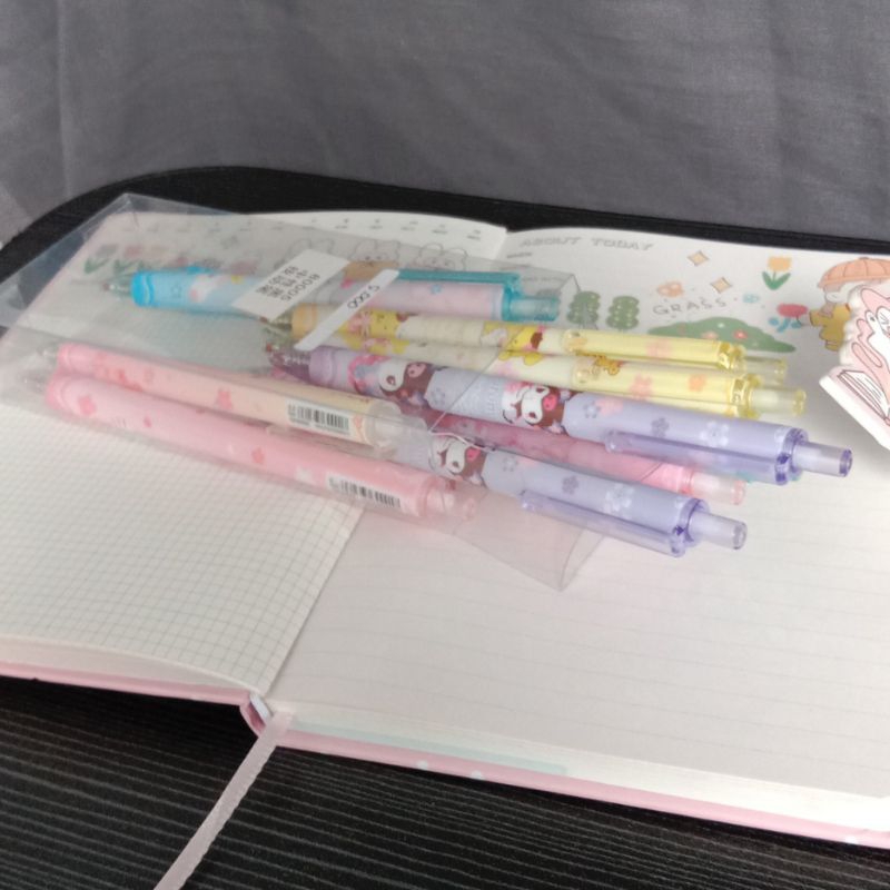 

Pulpen gel motif Kuromi 1pcs /pulpen gel motif cinamorol /pulpen gel motif lucu