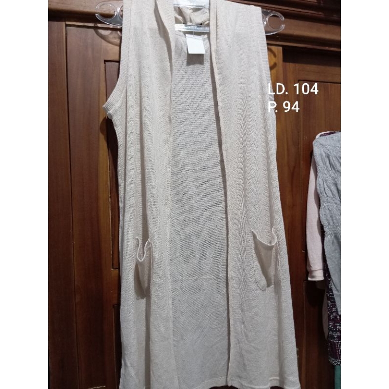 Cardigan panjang tanpa lengan