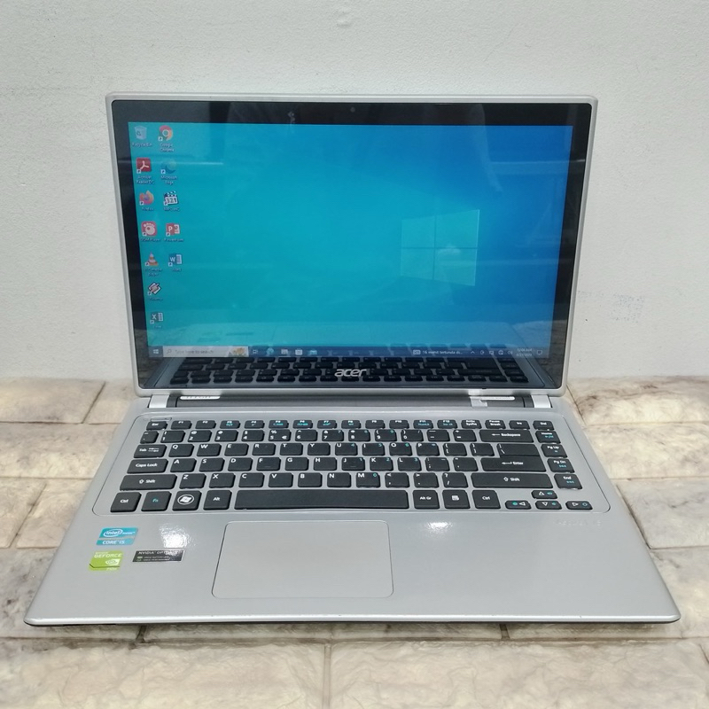Laptop Acer V5 Intel core i5-3337U RAM 8GB SSD 128GB HDD 320GB Touchscreen