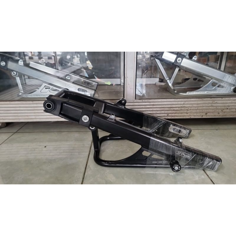 Swing Arm Bpro Ninja R warna Hitam