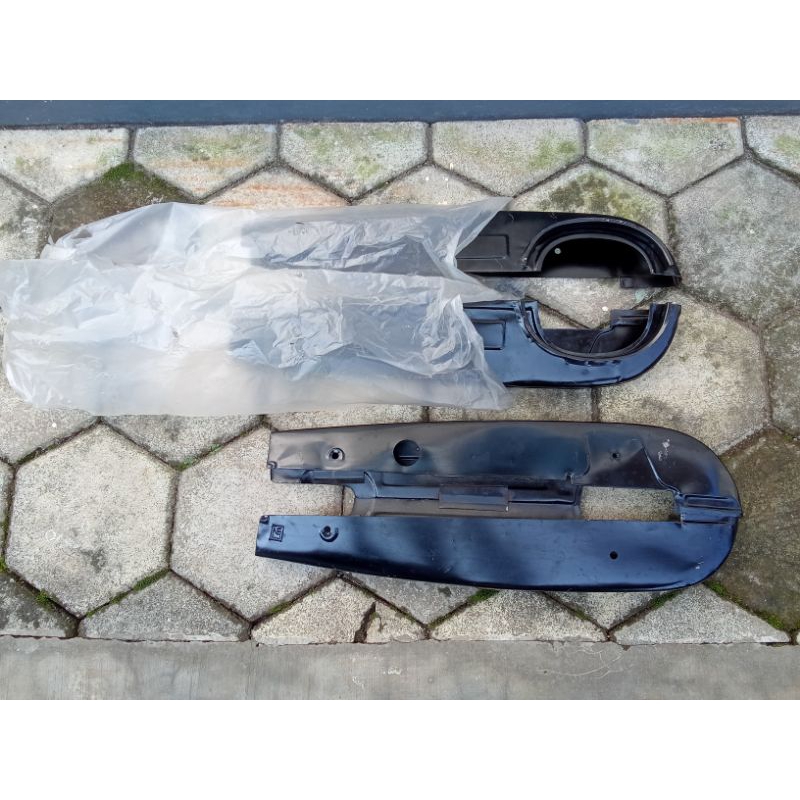 tutup rante Suzuki A100 Econos