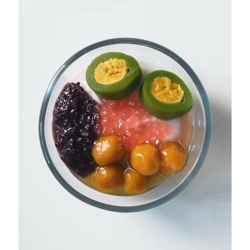 

Bubur Special (Campuran Aneka Bubur: Sumsum, Ketan Hitam, Candil, Mutiara dan Pisang Ijo)