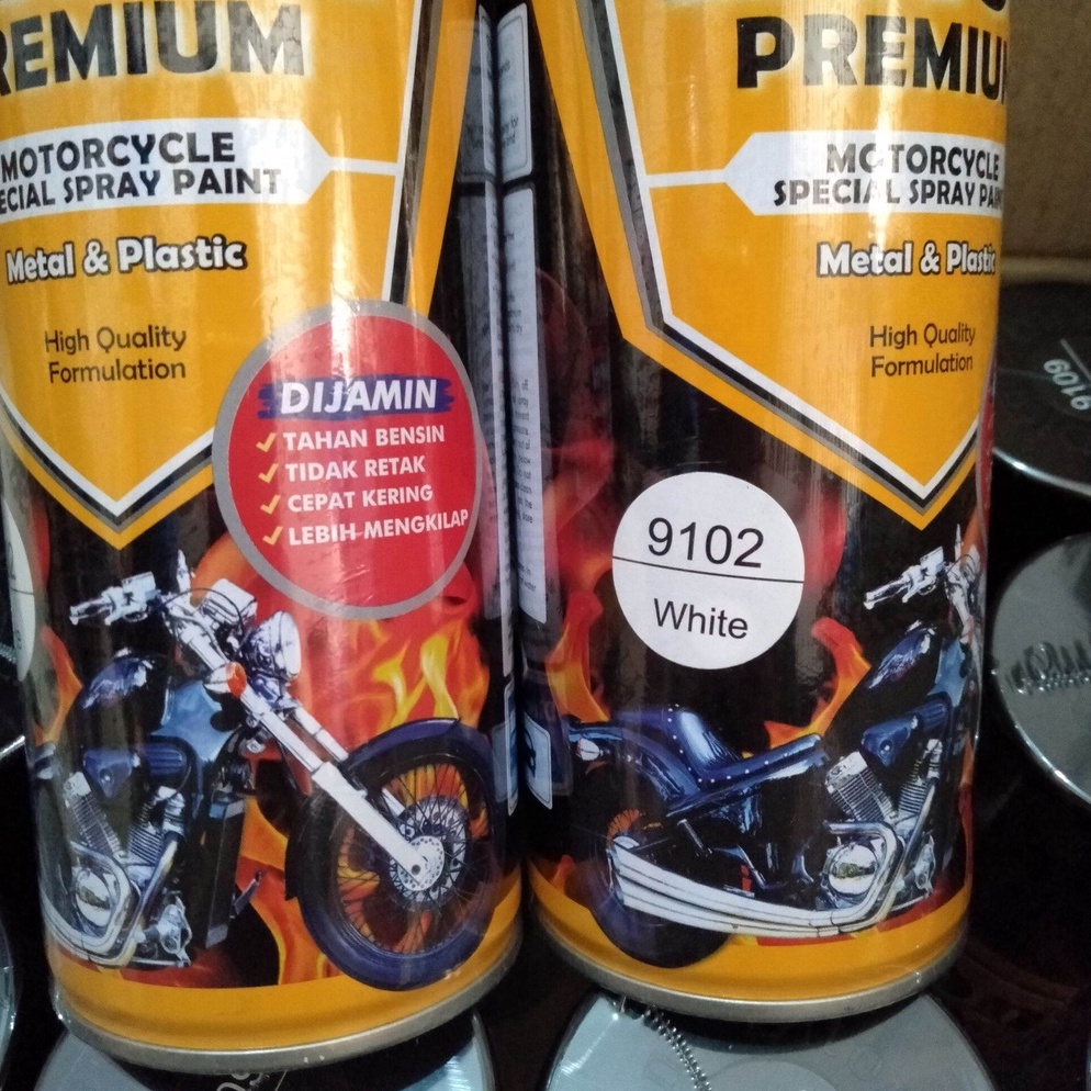 ART E64J Pilok Pilox Cat Diton Premium White 912 putih dasar putih Tahan Bensin 4cc putih glossy put