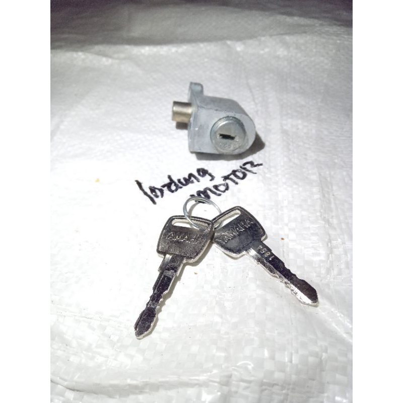 Kunci Stang Stir yamaha Yl2 L2g L2s Rs100 Rs125 Yb100 Original