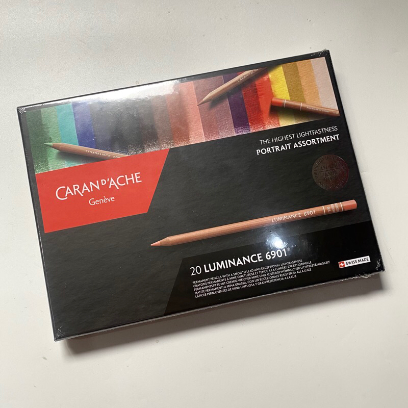 

Caran d’Ache Luminance Portrait Set 20 Colors
