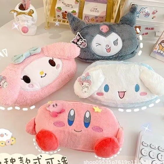 

Super Ngetrends Tempat Pensil Plush Cinnamoroll Kirby Melody Kuromi C8