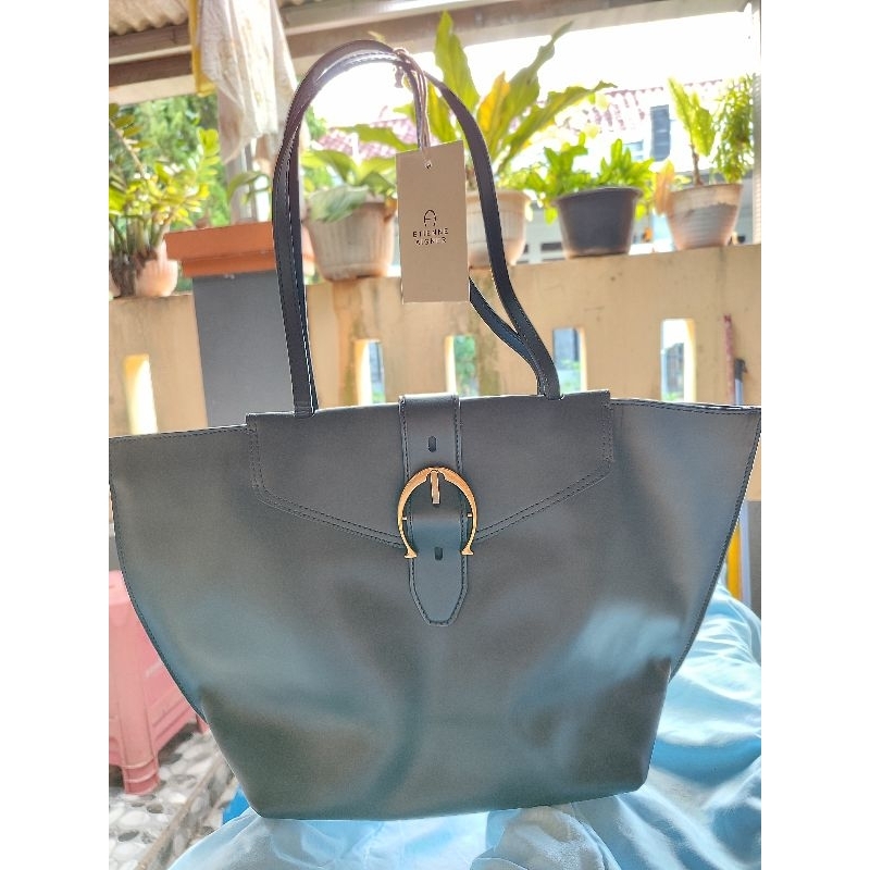 Etienne aigner mia tote black (tas tote hitam aigner)