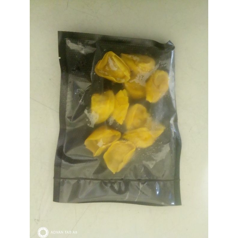 

Pangsit 100gr Isi 10
