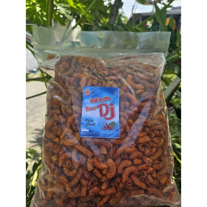 

makaroni pipa pedas daun jeruk 1kg / makaroni DJ /makaroni bantat